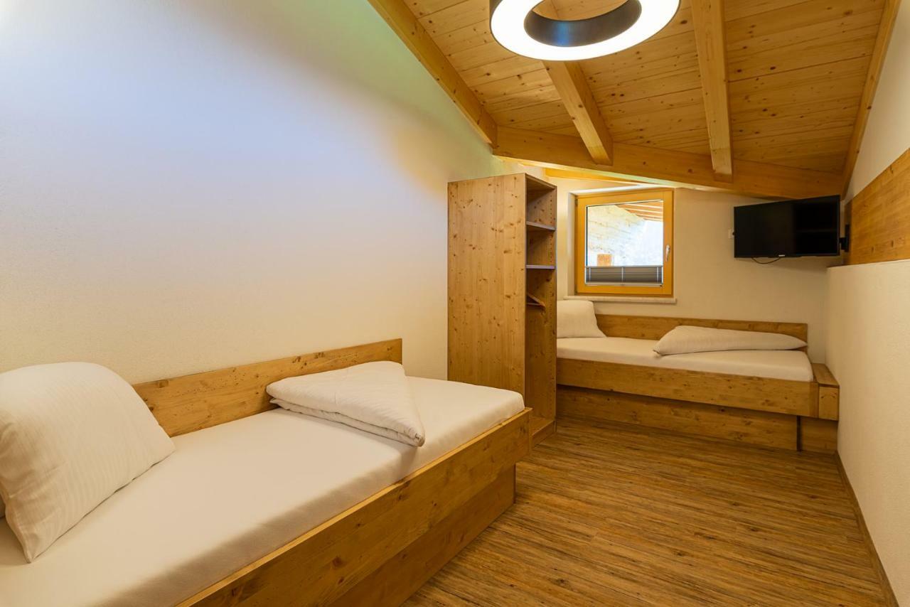 Hotel Garni Romantik Fügen Extérieur photo